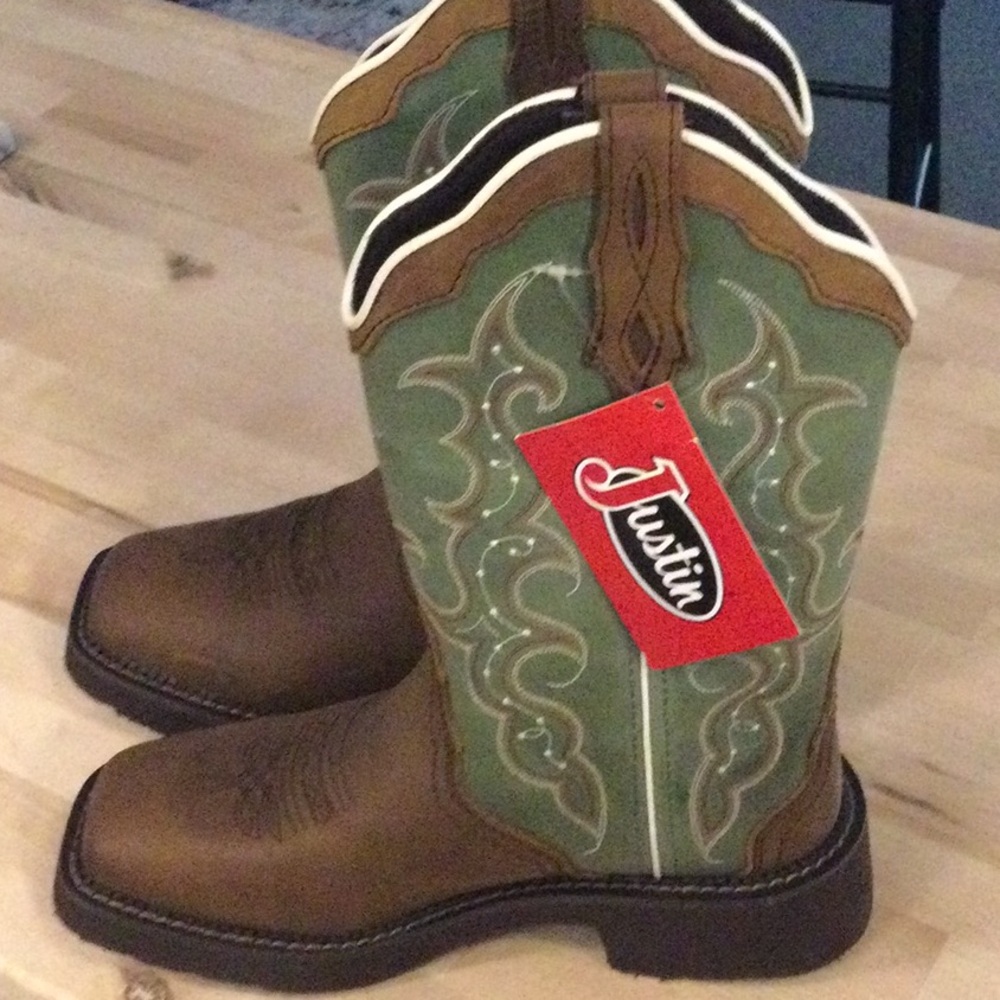 Justin Boots Green and Brown Heeled Boots